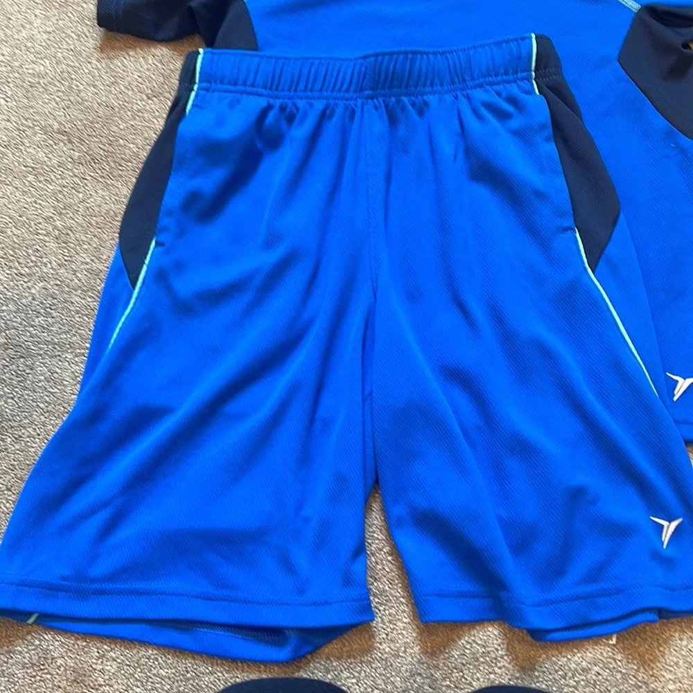 activewear SET (👕 and 🩳) for boy!